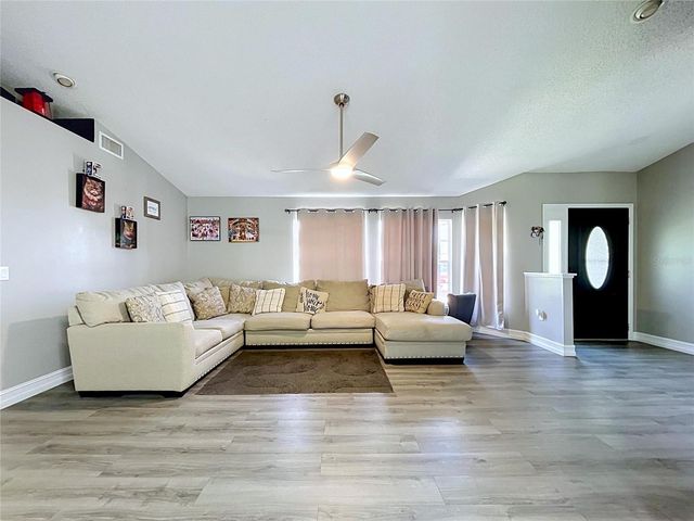 8017 GLENRIDGE LANE, Lakeland, FL 33809
