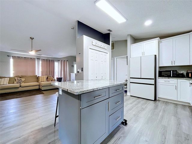 8017 GLENRIDGE LANE, Lakeland, FL 33809