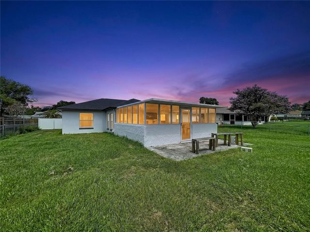 8017 GLENRIDGE LANE, Lakeland, FL 33809