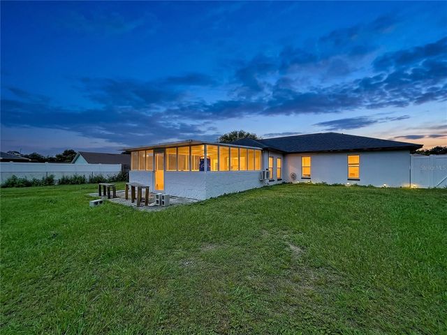 8017 GLENRIDGE LANE, Lakeland, FL 33809
