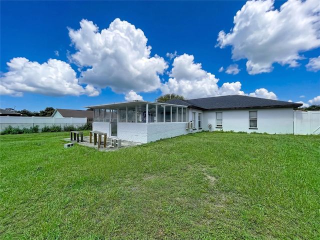 8017 GLENRIDGE LANE, Lakeland, FL 33809