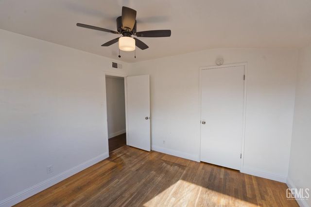 515 Acacia Avenue, Shafter, CA 93263