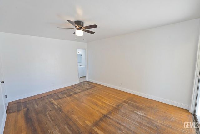 515 Acacia Avenue, Shafter, CA 93263