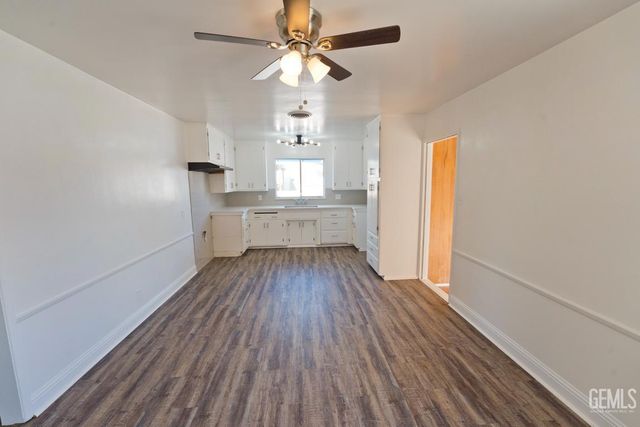 515 Acacia Avenue, Shafter, CA 93263