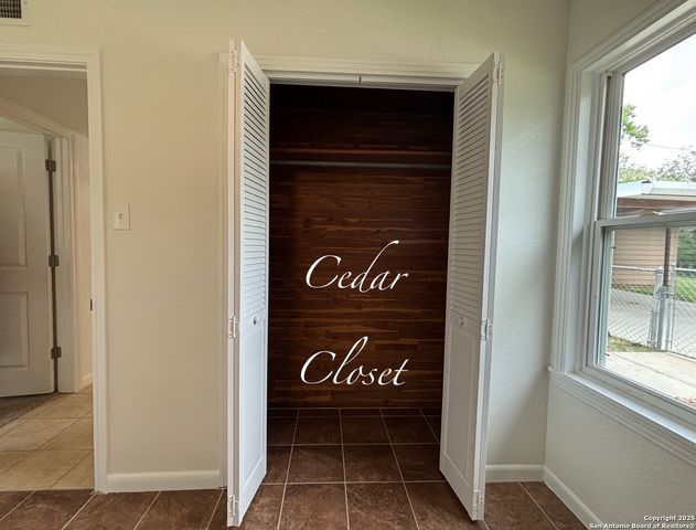 135 Dublin Avenue, San Antonio, TX 78223