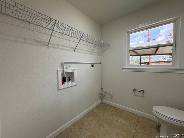 135 Dublin Avenue, San Antonio, TX 78223
