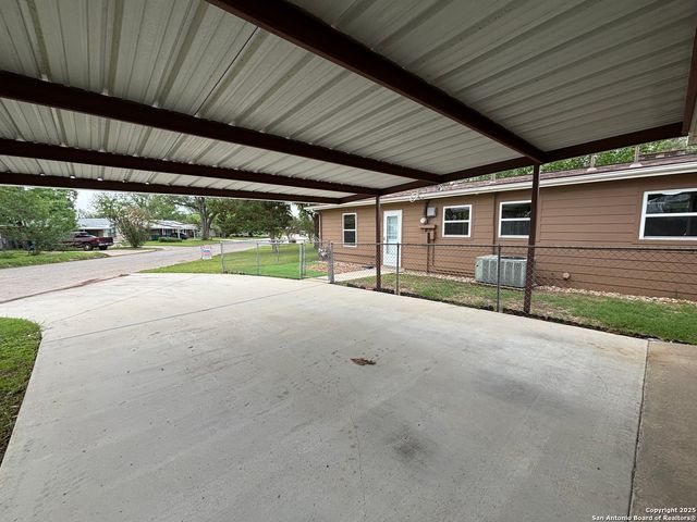 135 Dublin Avenue, San Antonio, TX 78223