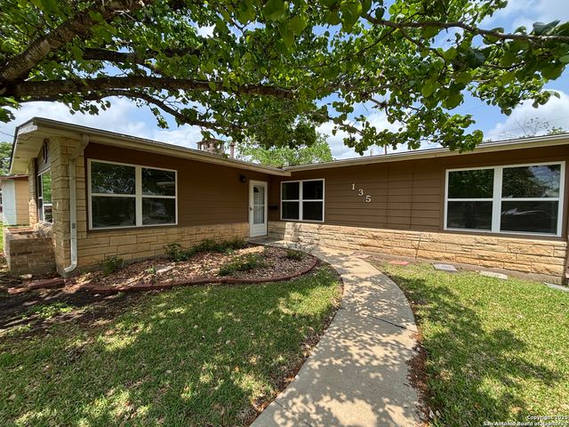 135 Dublin Avenue, San Antonio, TX 78223
