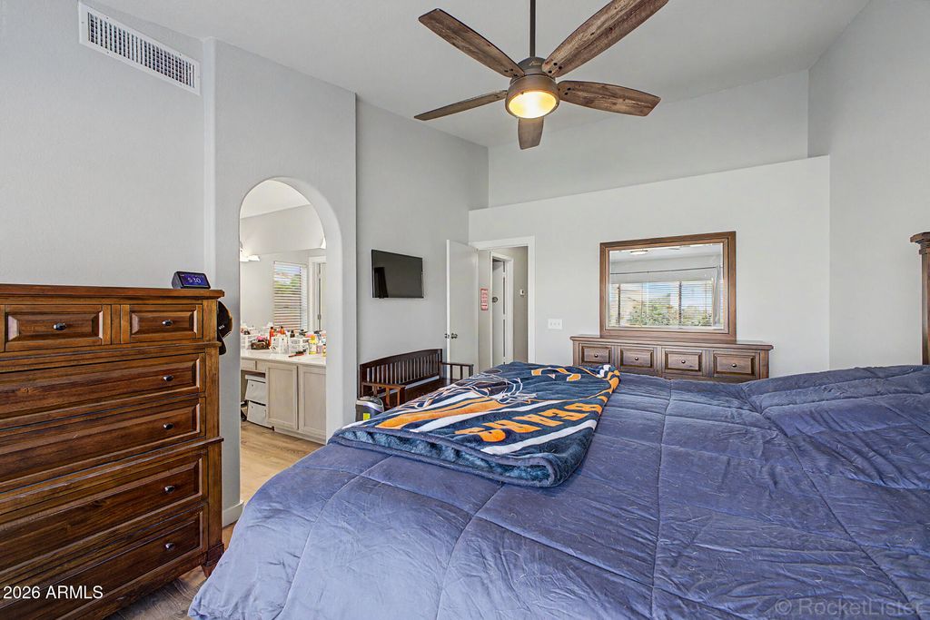 Image 11 of property listing at 931 N MARBLE Street, Gilbert, AZ 85234
