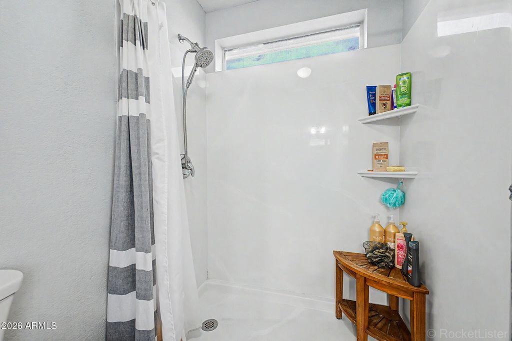 Image 13 of property listing at 931 N MARBLE Street, Gilbert, AZ 85234