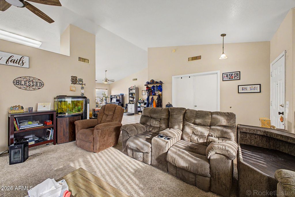 Image 4 of property listing at 931 N MARBLE Street, Gilbert, AZ 85234
