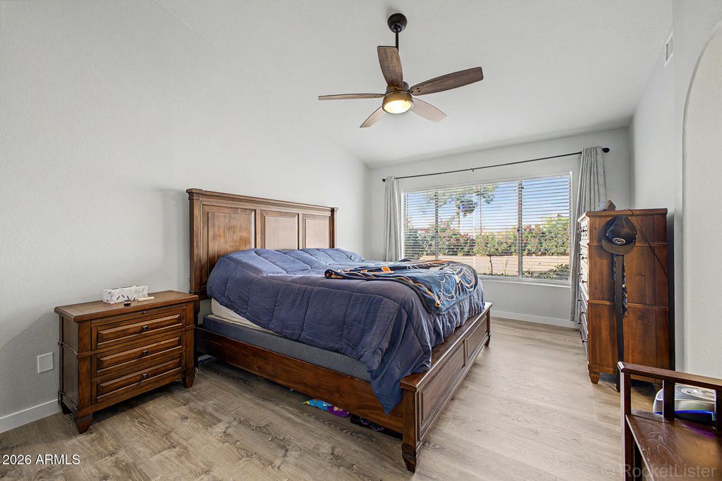 Image 9 of property listing at 931 N MARBLE Street, Gilbert, AZ 85234