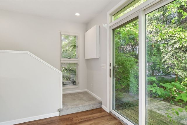 116 Williams St, Longmeadow, MA 01106