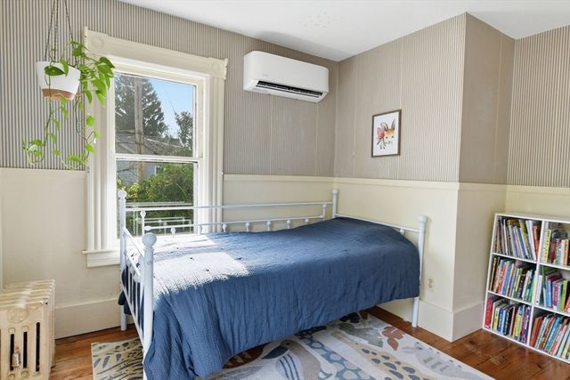 116 Williams St, Longmeadow, MA 01106