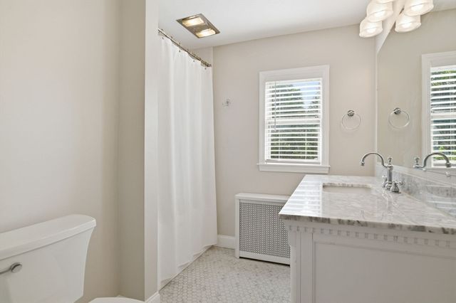 116 Williams St, Longmeadow, MA 01106