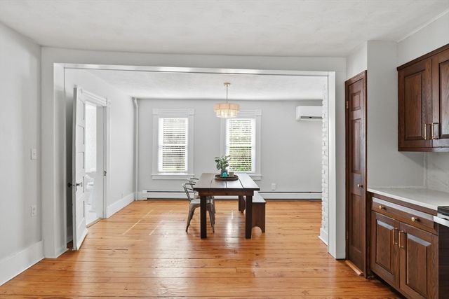 116 Williams St, Longmeadow, MA 01106