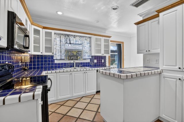 742 Hollywood Boulevard, Hollywood, FL 33019