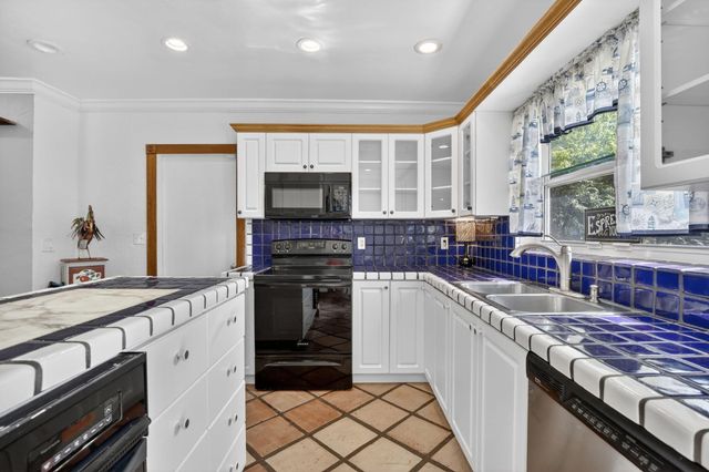 742 Hollywood Boulevard, Hollywood, FL 33019