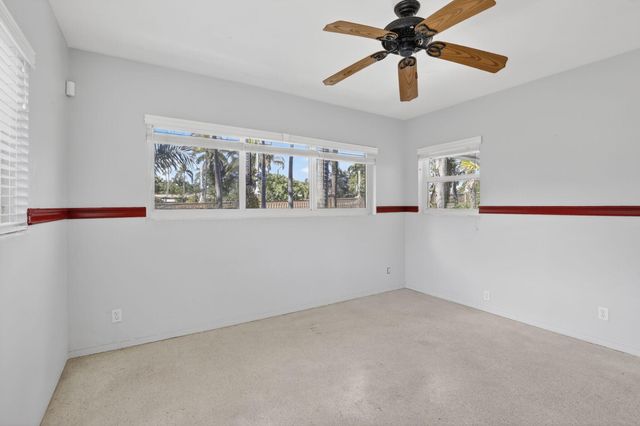 742 Hollywood Boulevard, Hollywood, FL 33019
