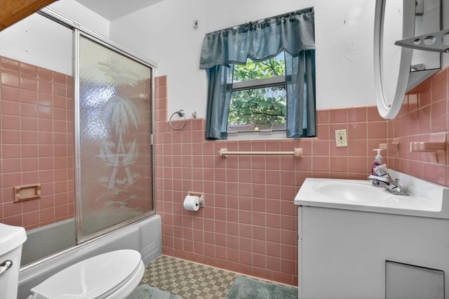 742 Hollywood Boulevard, Hollywood, FL 33019