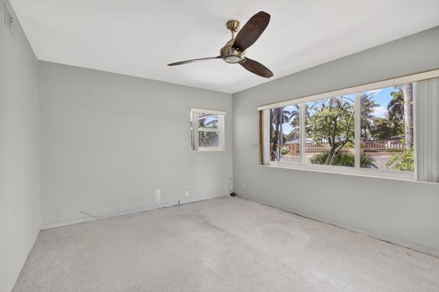 742 Hollywood Boulevard, Hollywood, FL 33019