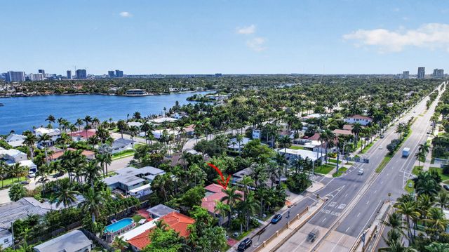 742 Hollywood Boulevard, Hollywood, FL 33019