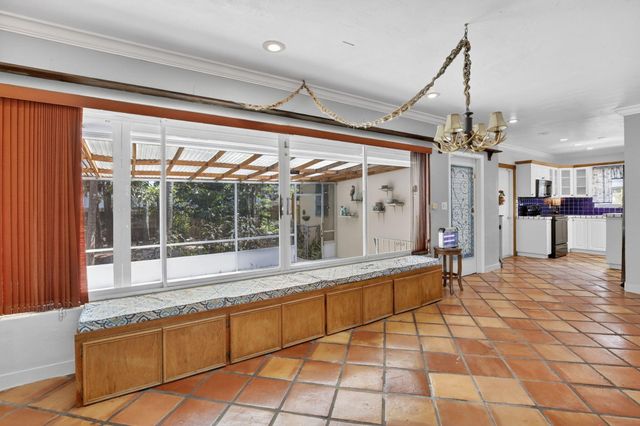 742 Hollywood Boulevard, Hollywood, FL 33019