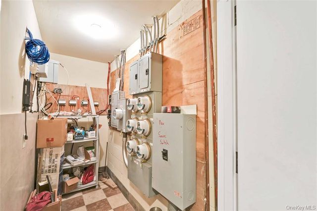 84-39 60th Dr, Middle Village, NY 11379