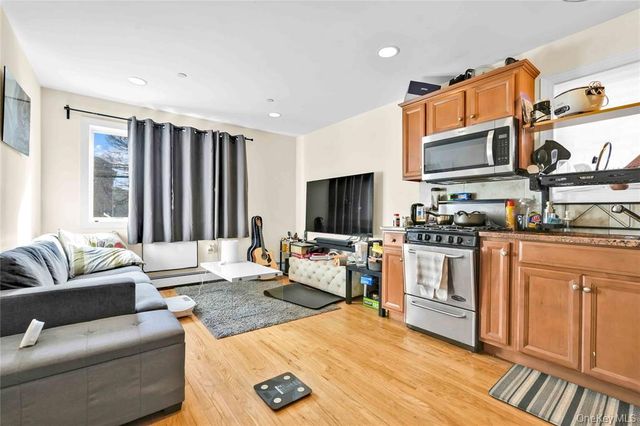 84-39 60th Dr, Middle Village, NY 11379