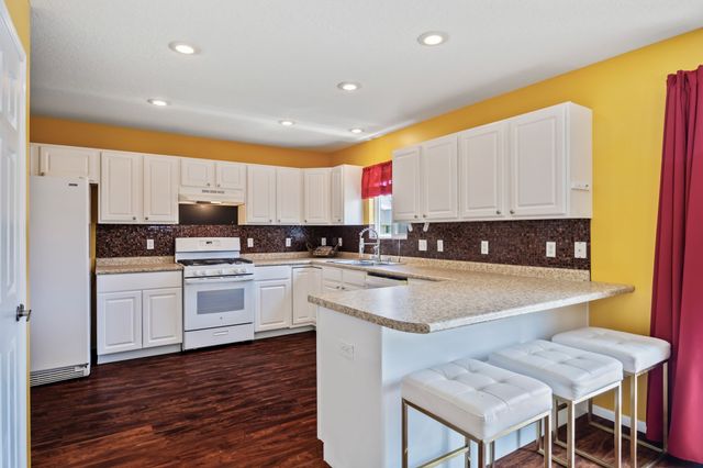 600 SE Prairie Park Lane, Waukee, IA 50263