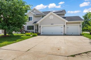 600 SE Prairie Park Lane, Waukee, IA 50263