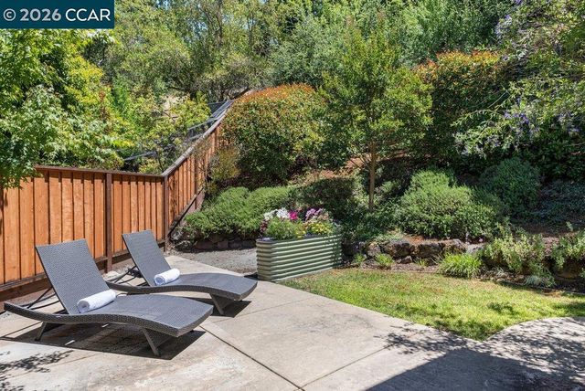 2023 Devita Ct, Walnut Creek, CA 94595