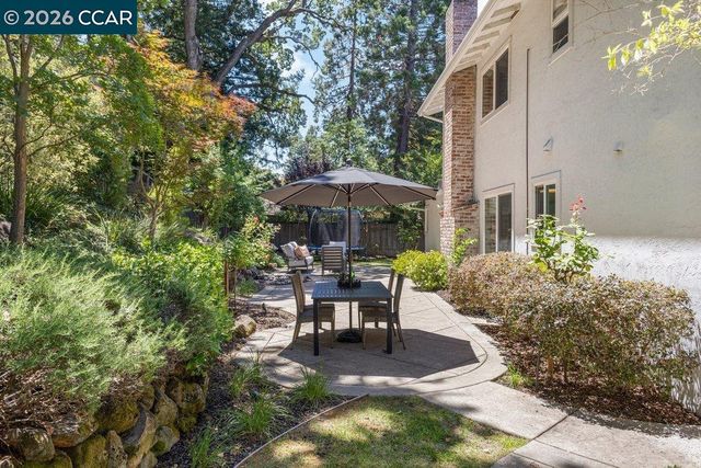 2023 Devita Ct, Walnut Creek, CA 94595