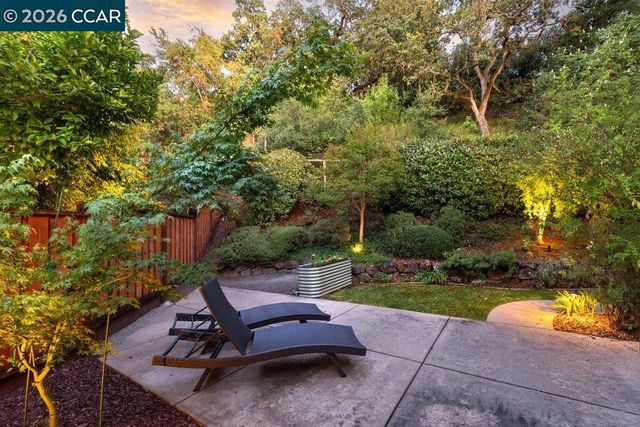 2023 Devita Ct, Walnut Creek, CA 94595