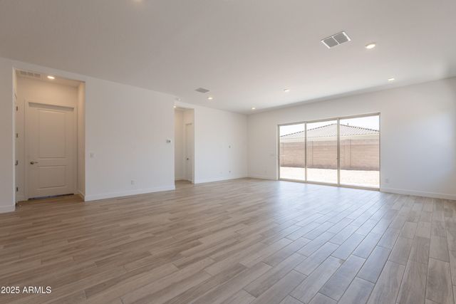 21427 W MEADOWBROOK Avenue, Buckeye, AZ 85396