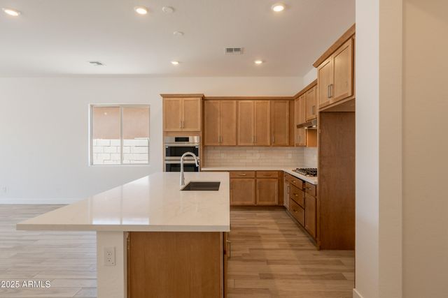 21427 W MEADOWBROOK Avenue, Buckeye, AZ 85396