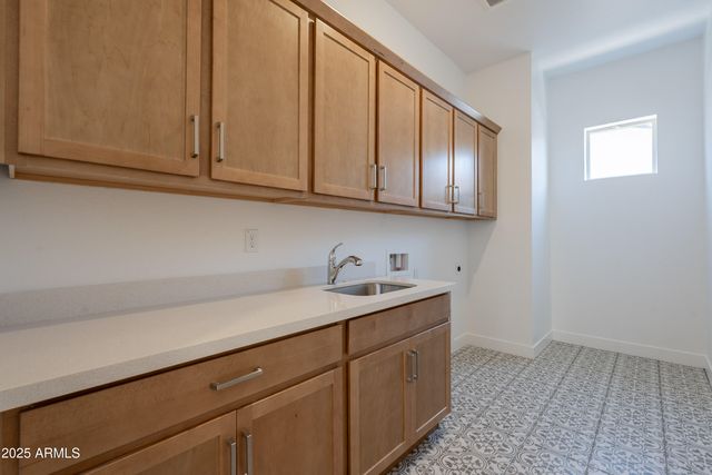 21427 W MEADOWBROOK Avenue, Buckeye, AZ 85396