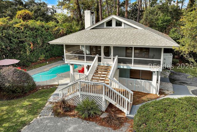 31 Sanddollar Rd, Hilton Head Island, SC 29928