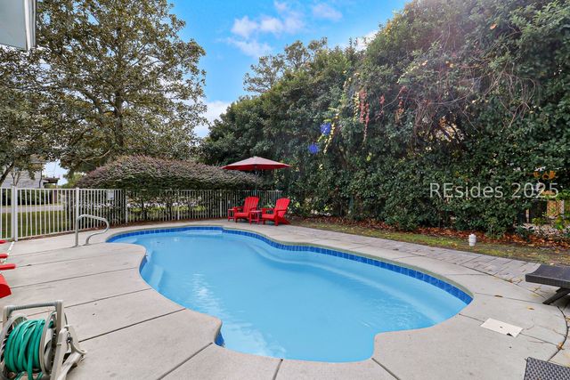 31 Sanddollar Rd, Hilton Head Island, SC 29928