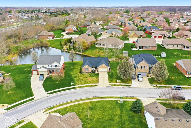 8112 Elsen Ridge, Avon, IN 46123