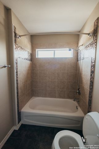 519 Wildgrove Ln, San Antonio, TX 78258
