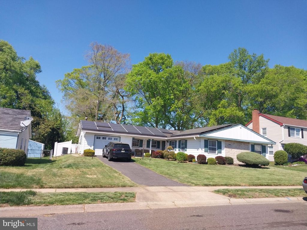 36 EMBER LN, Willingboro, NJ 08046