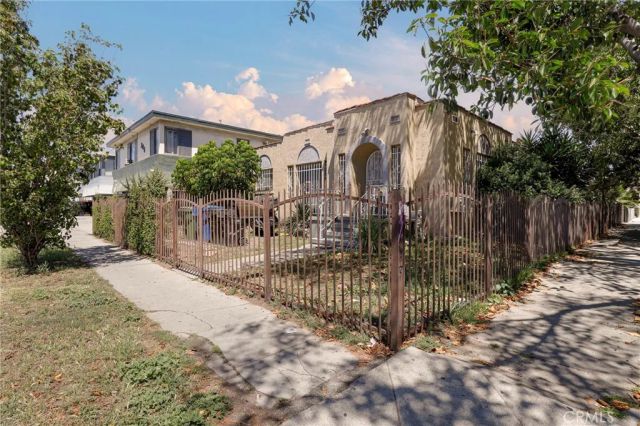 4115 Council, Los Angeles, CA 90004