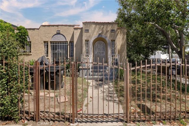 4115 Council, Los Angeles, CA 90004