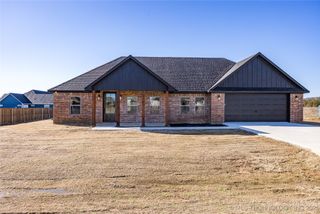 175 Maple Leaf Drive, Durant, OK 74701