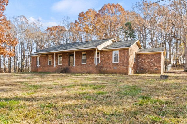 6861 REIDVILLE Road, Woodruff, SC 29388