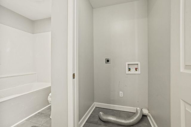 6861 REIDVILLE Road, Woodruff, SC 29388