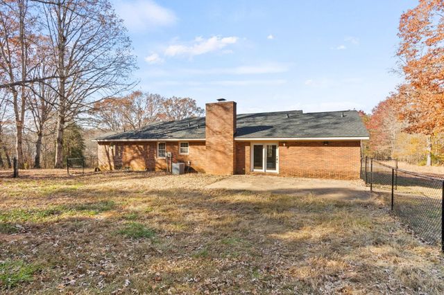 6861 REIDVILLE Road, Woodruff, SC 29388