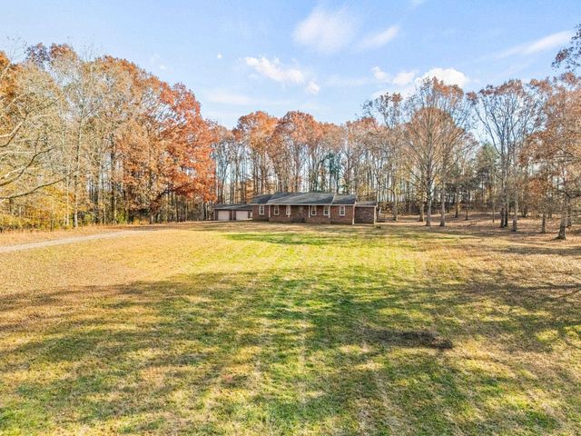 6861 REIDVILLE Road, Woodruff, SC 29388