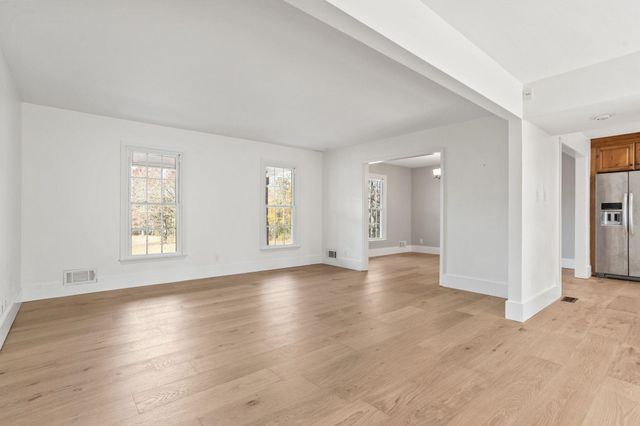 6861 REIDVILLE Road, Woodruff, SC 29388